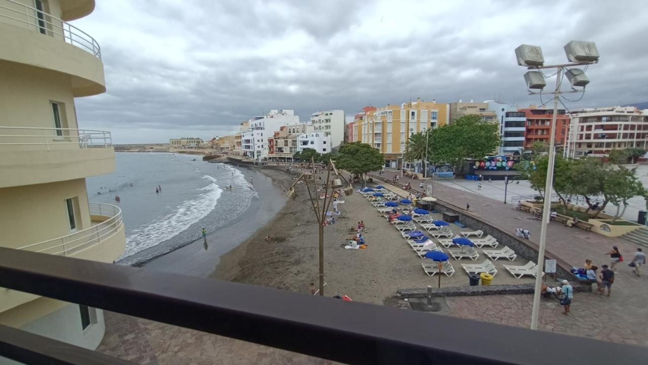 Views Of El Medano Beach, Two Esterno foto