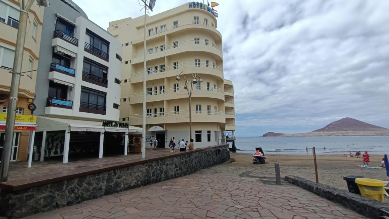 Views Of El Medano Beach, Two Esterno foto